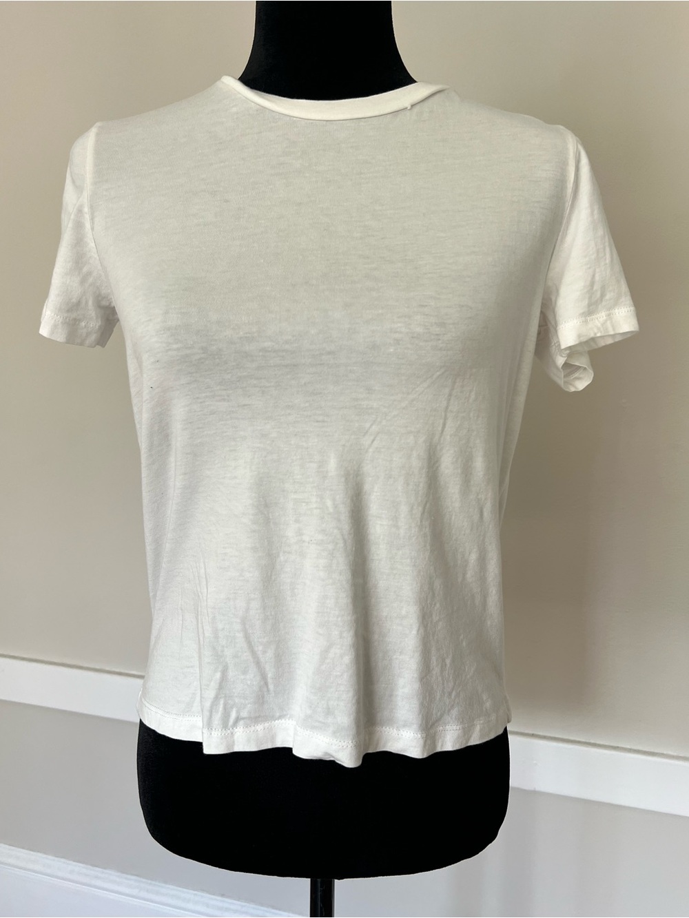 Heart & Hips Women Simple White Short Sleeve Crewneck Tee Sz S Minimalist Basics